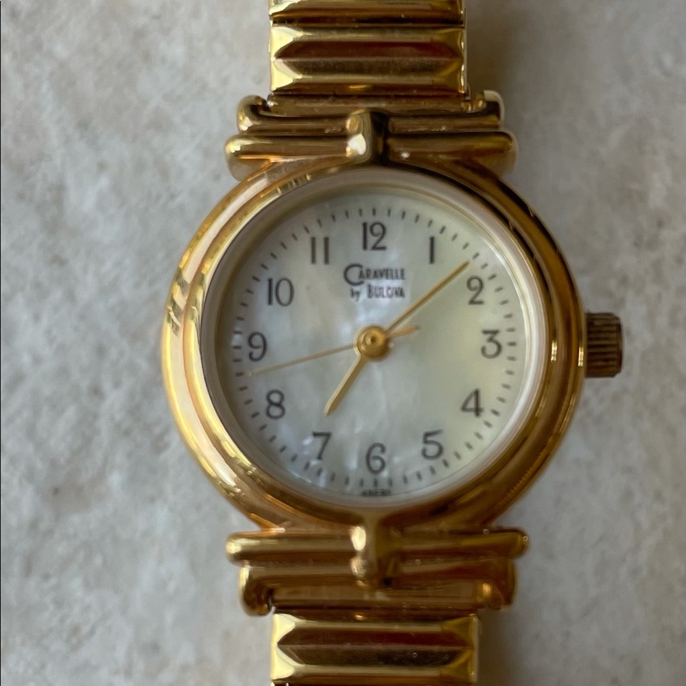 Caravelle Lady Quartz Gem
